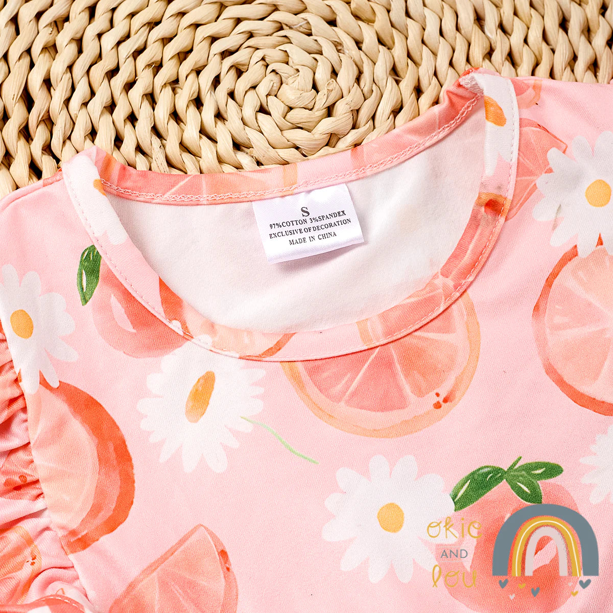 Peaches & Daisies - 2-Piece Short Set